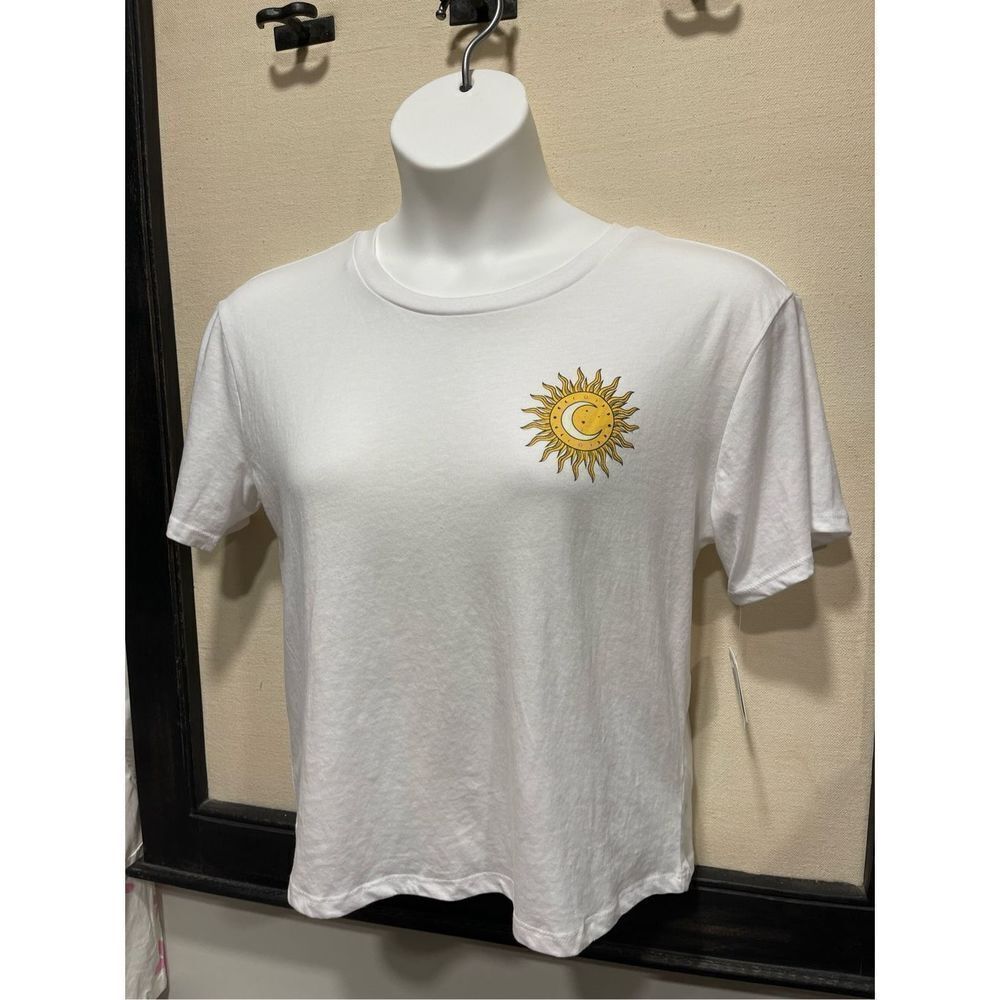 Moon and Sun Tshirt - Picture 5 of 9